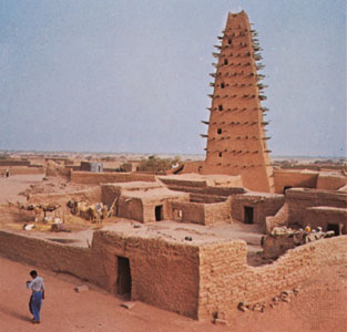 The Agadez mosque was first built in the early 1500's